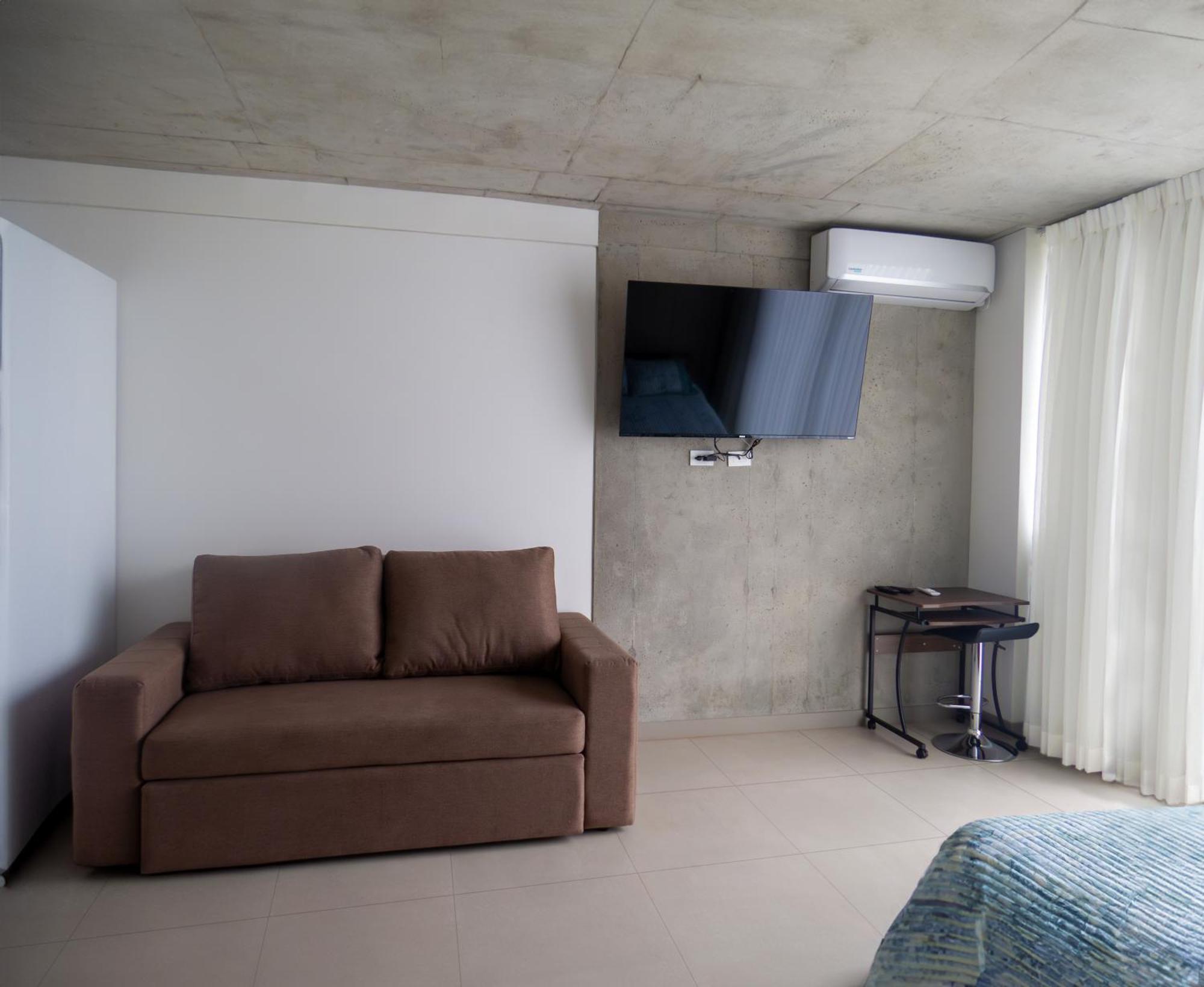 Ifreses, Study Full Equipped Whith Pool, Air- Conditioning, Spectacular View Of The City, Parking With Additional Payment Curridabat Kültér fotó